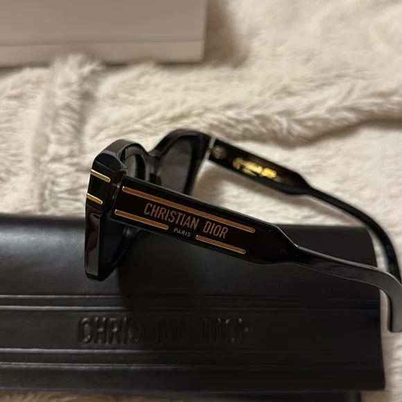 Christian Dior 52mm Sunglasses - Picture 10 of 16